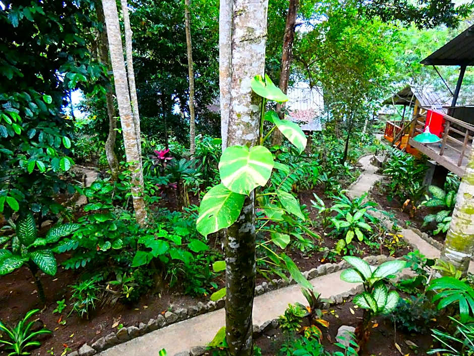 Santi Garden Bungalows