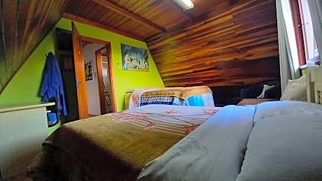 Quadruple Room with Shared Bathroom