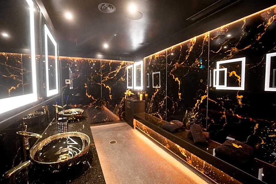 Tara Hotel