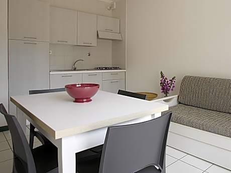 Apartment (8 Adults)