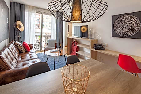 Habitat Apartments Hot Jazz