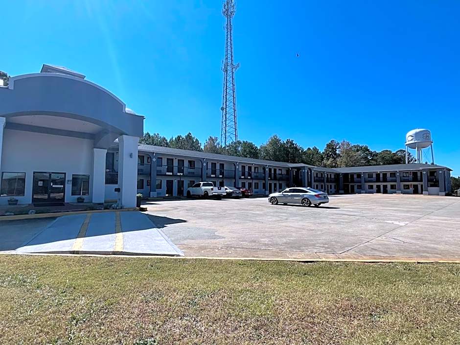 Garden Inn & Suites
