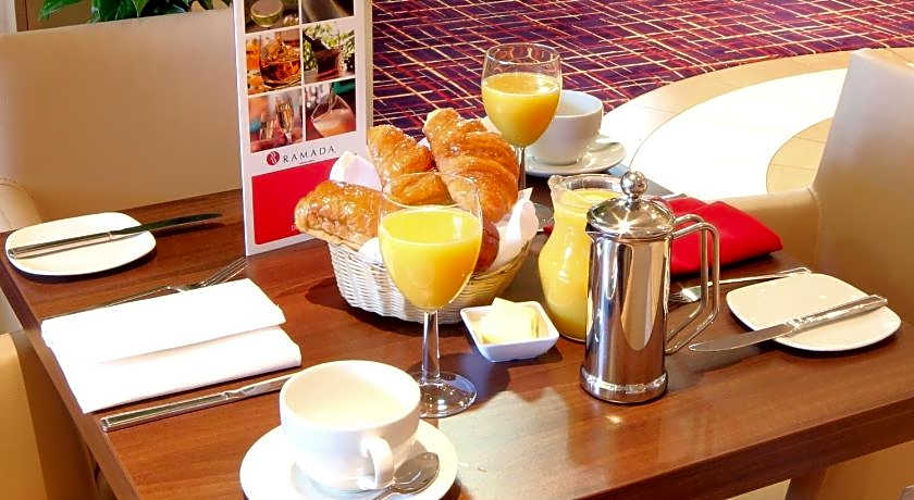 Ramada London North M1