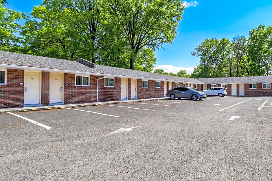 Americas Best Value Inn Avenel Woodbridge