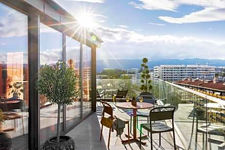 Stay KooooK Geneva City - Online Check In