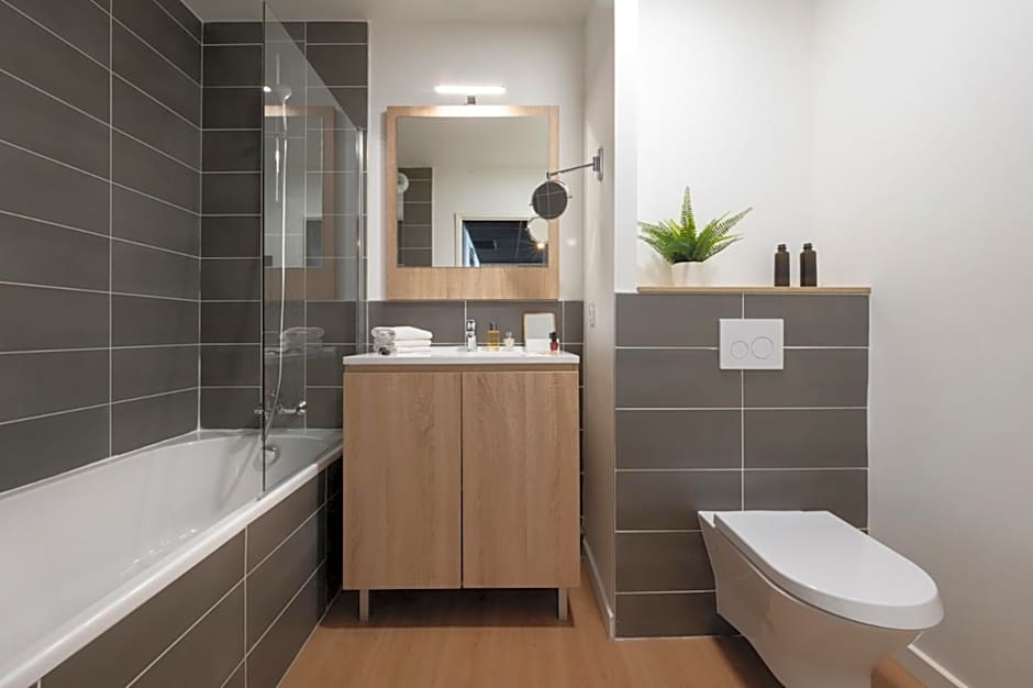 Nemea Appart Hotel Nice Arenas Aéroport