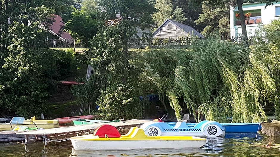 Domek letniskowy nad jeziorem w Stęszewku