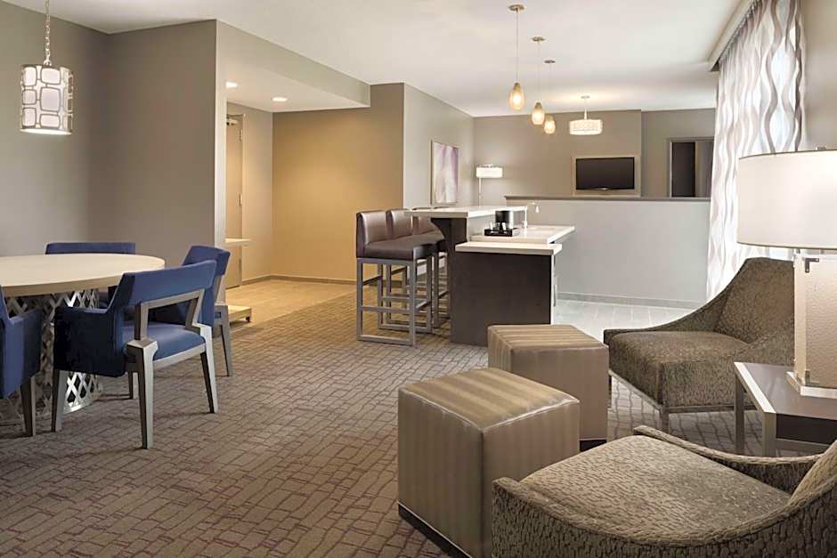 Embassy Suites by Hilton Charlotte Uptown