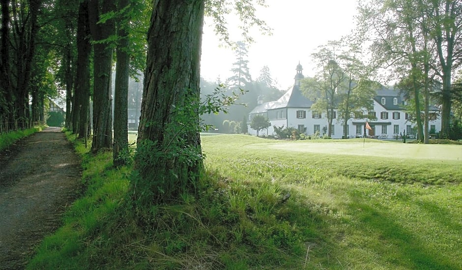 Schloss Auel Boutique Hotel & Design Golf Lodge