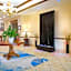 Holiday Inn Express Hotel & Suites Center By IHG