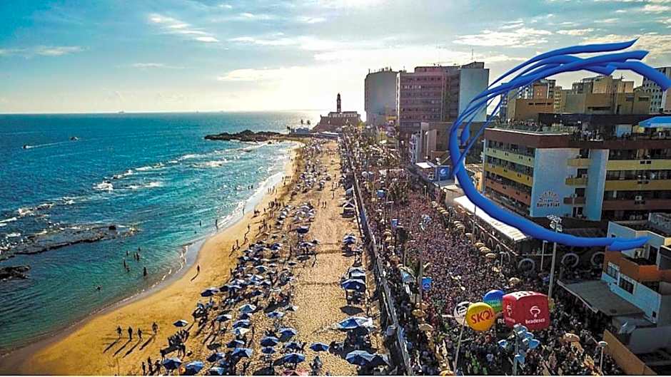 Farol Barra flat 412