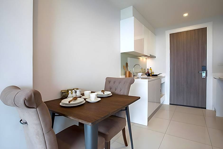 De Amber Bang Sarae by Beach Holiday