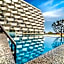 Alezzi Infinity Aparthotel & Spa