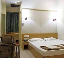 Hotel Athidi Grand