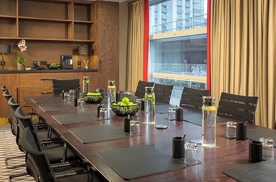 Hilton London Canary Wharf