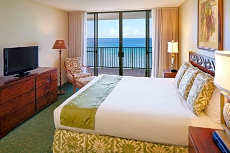 Two-Bedroom Suite with Ocean Front View