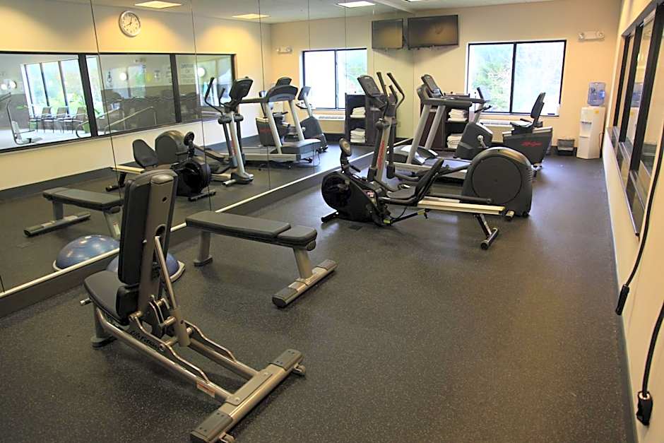 Holiday Inn Express & Suites La Vale/Cumberland By IHG