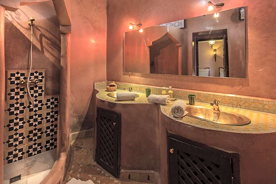 Riad Nabila