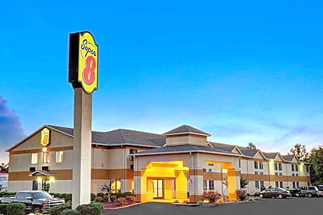 Super 8 by Wyndham Hernando