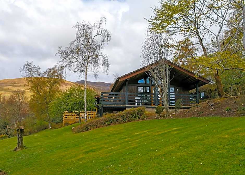 Lochearnhead Loch Side