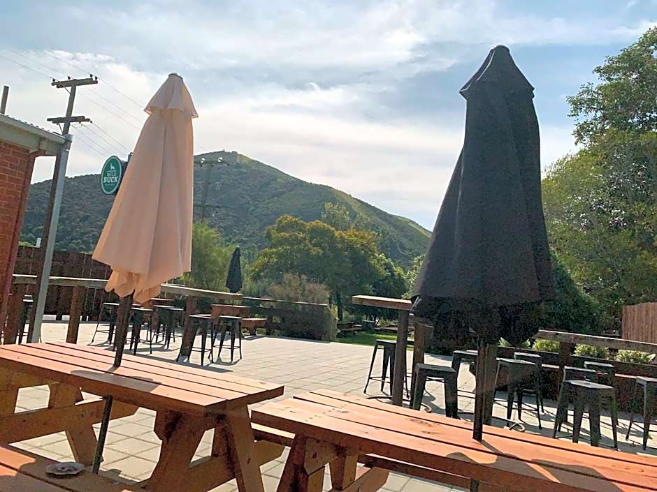 Beaumont Hotel and Holiday Park