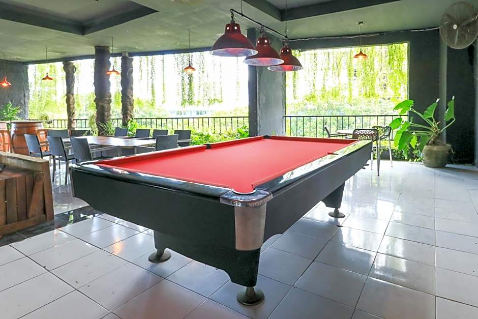 Labuana Homestay & Cafe Garden