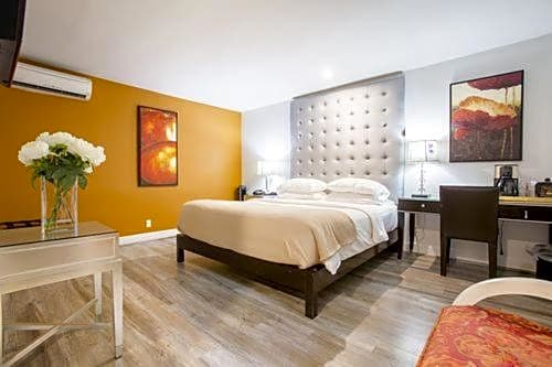 L.A. Sky Boutique Hotel