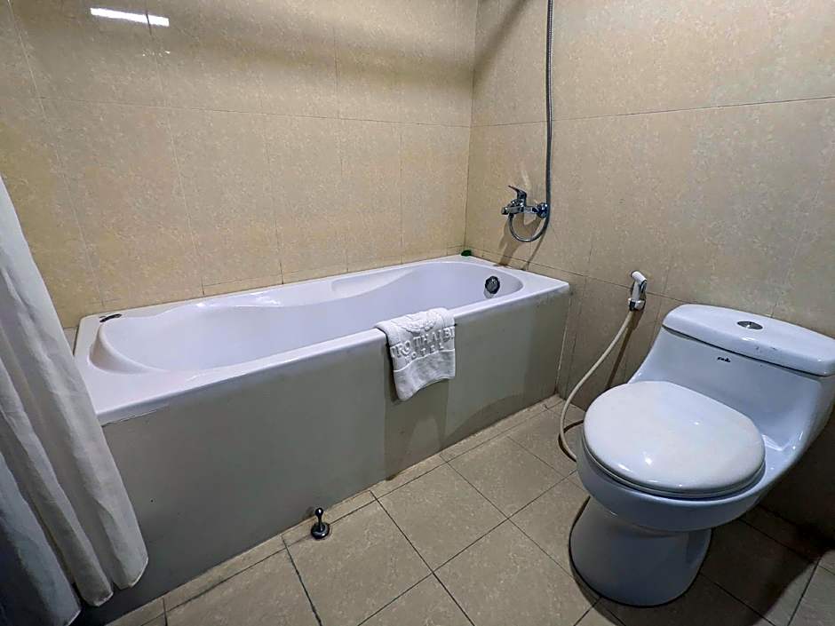 Petro Thai Binh Hotel