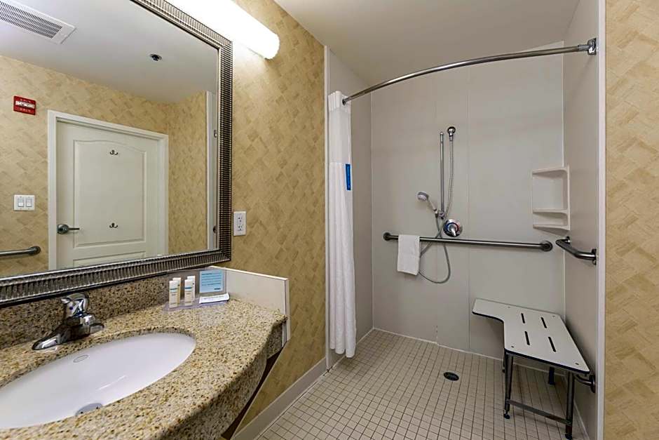 Hampton Inn By Hilton & Suites Jacksonville-Deerwood Park, Fl