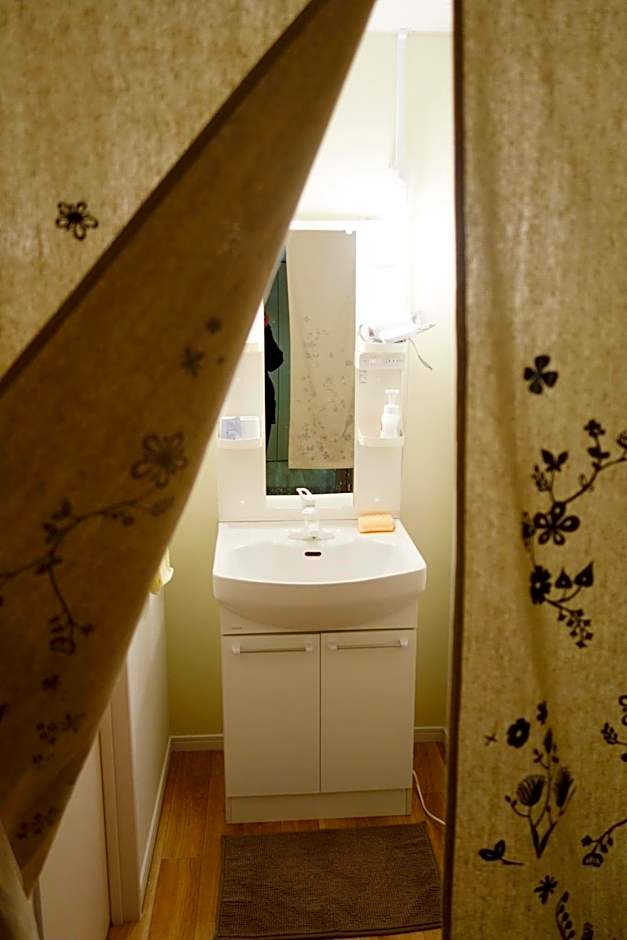 Fukuoka Tabiji Hostel & Guesthouse