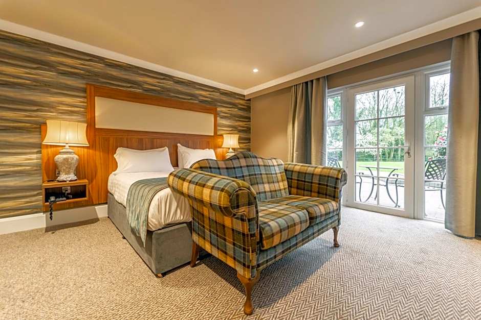 Dunadry Hotel And Gardens