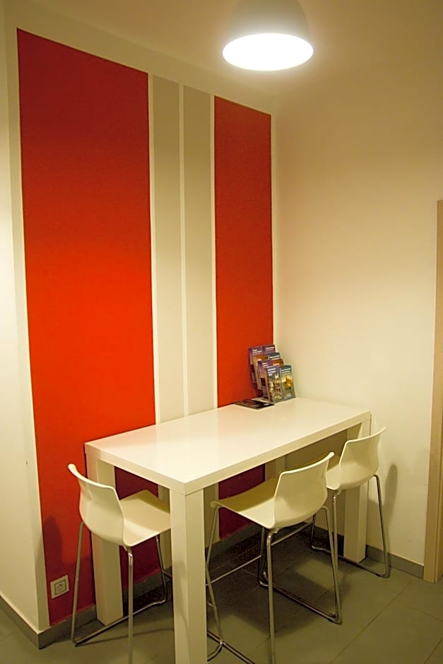 Budget Apartment