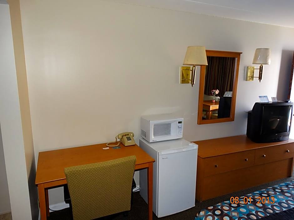 Colony Motel