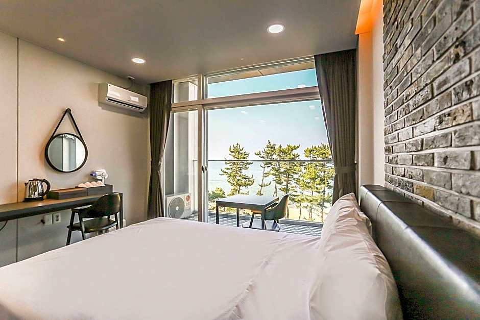 Hotel Cube
