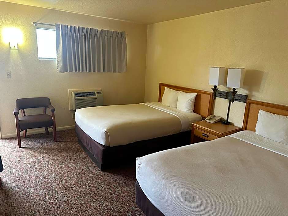 Big Bend Traveler's Inn