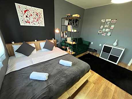 Deluxe Double Studio