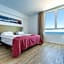 Atlantic Holiday Hotel