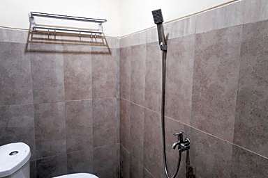 RedDoorz Syariah near Exit Tol Malang