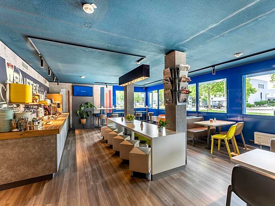 B&B HOTEL Freiburg-West