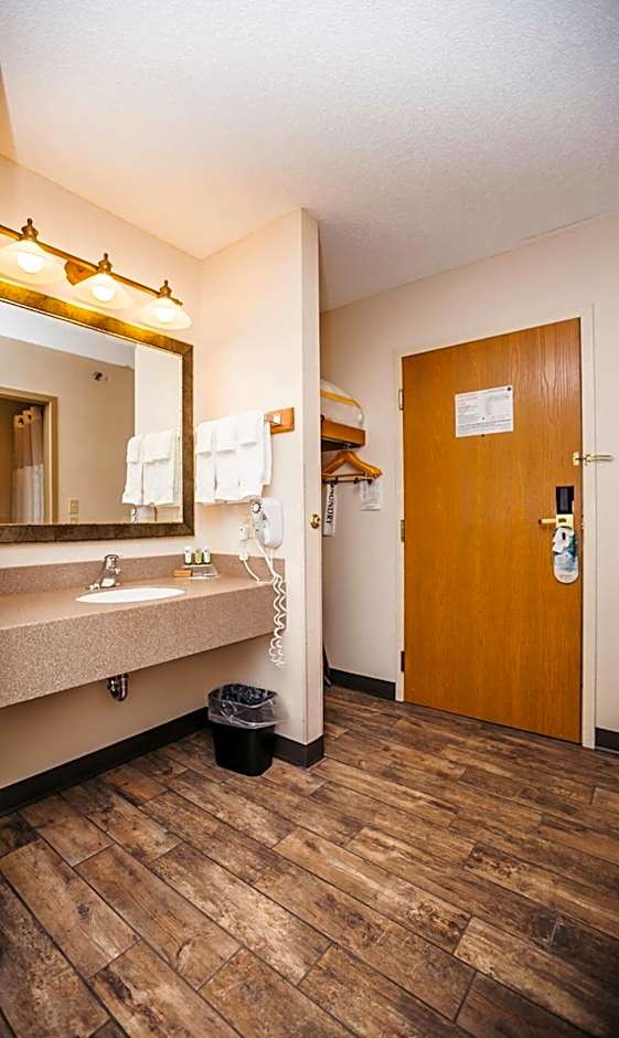 SureStay Plus Hotel by Best Western Elizabethtown Hershey