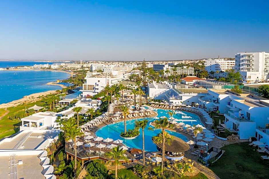 Atlantica SunGarden Beach