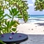 Crown Beach villas - direct access to bikini beach