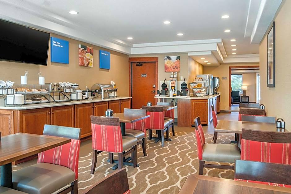 Comfort Inn & Suites Lincoln City