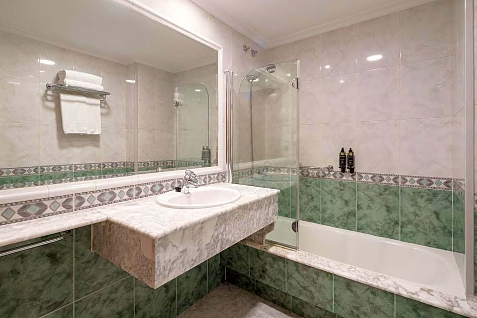 Hotel Almirante