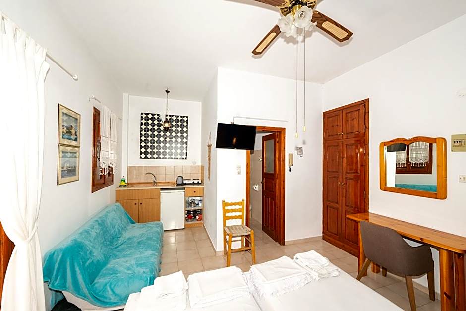 Aegina Town Cozy Escape