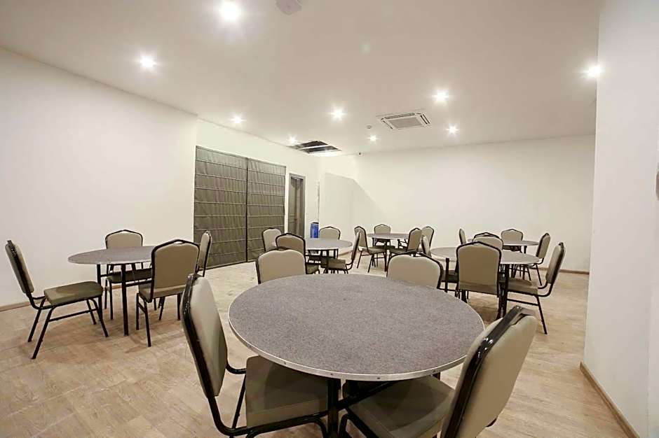 OYO Townhouse 136 Sector 46 Vikas Marg – Gurgaon, NY