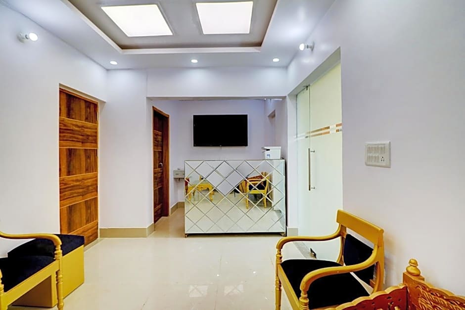 Hotel O Palace At Seventy Two Near Iskcon Temple Noida