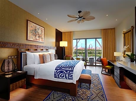 Room with Theme Park Access, Guest room, 1 King, River view (Complimentary Shuttle to JBR Beach, MOE & Dubai Mall)
