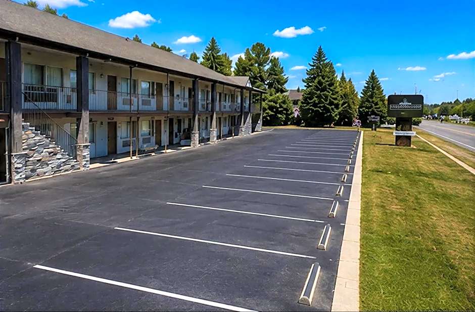 Brentwood inn & Suites - Lynchburg