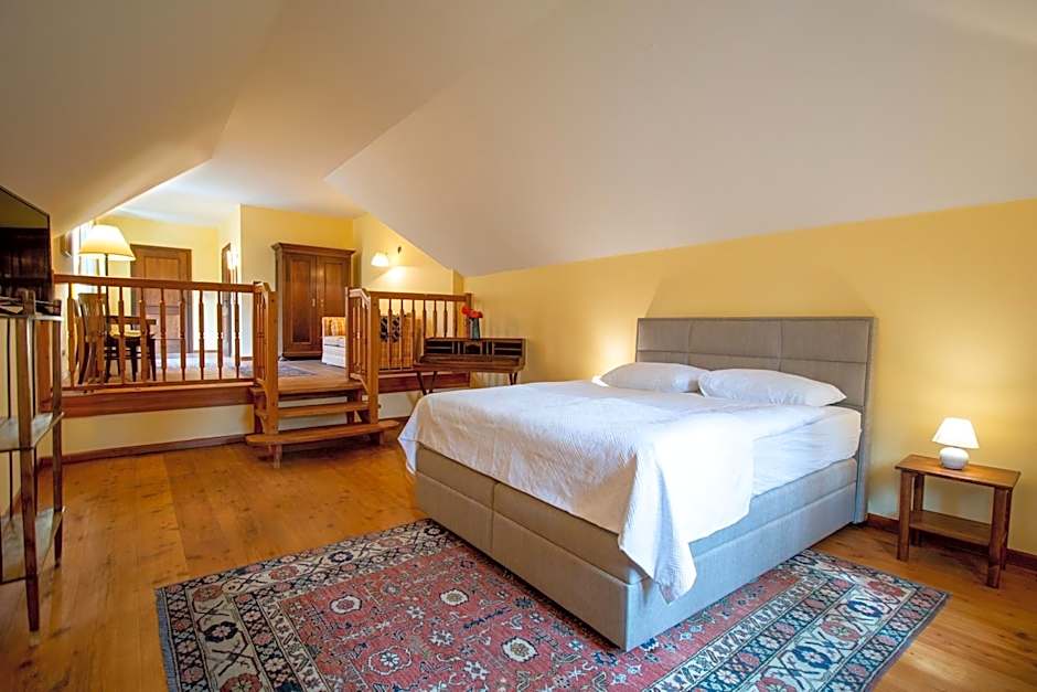 Schlossgasthof & Hotel Rosenburg